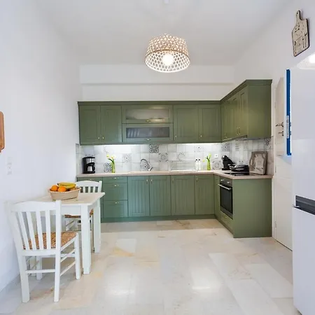 Blueberry Villa, Parikia *